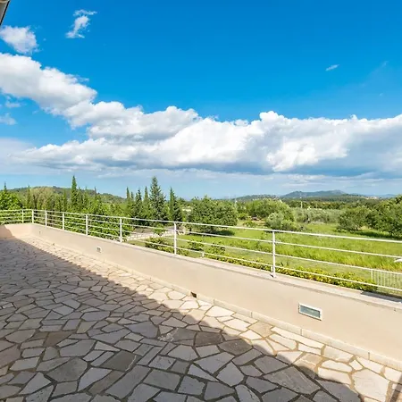 Finca Mutxo Biniamar
